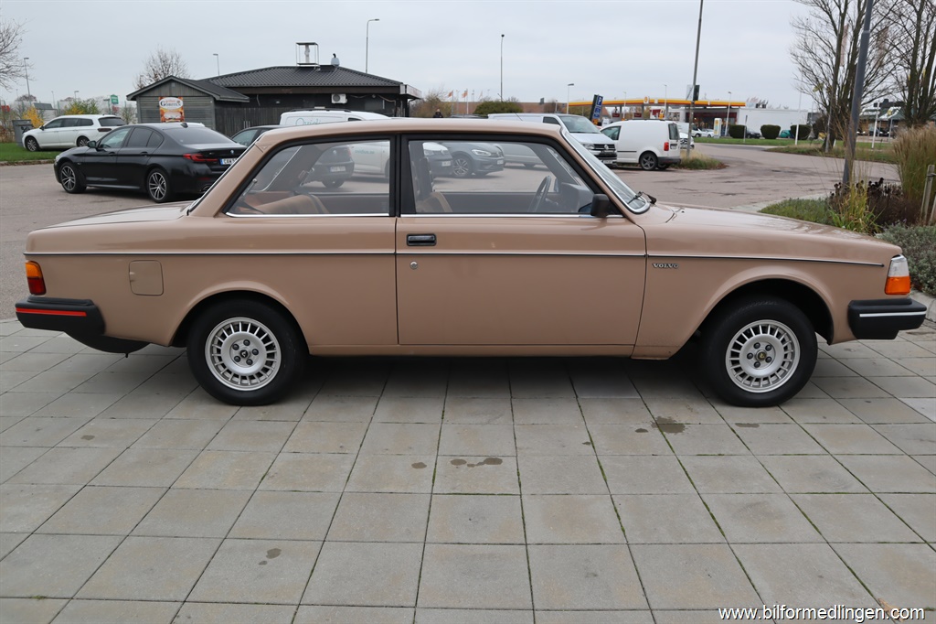 Bild 6 på Volvo 242