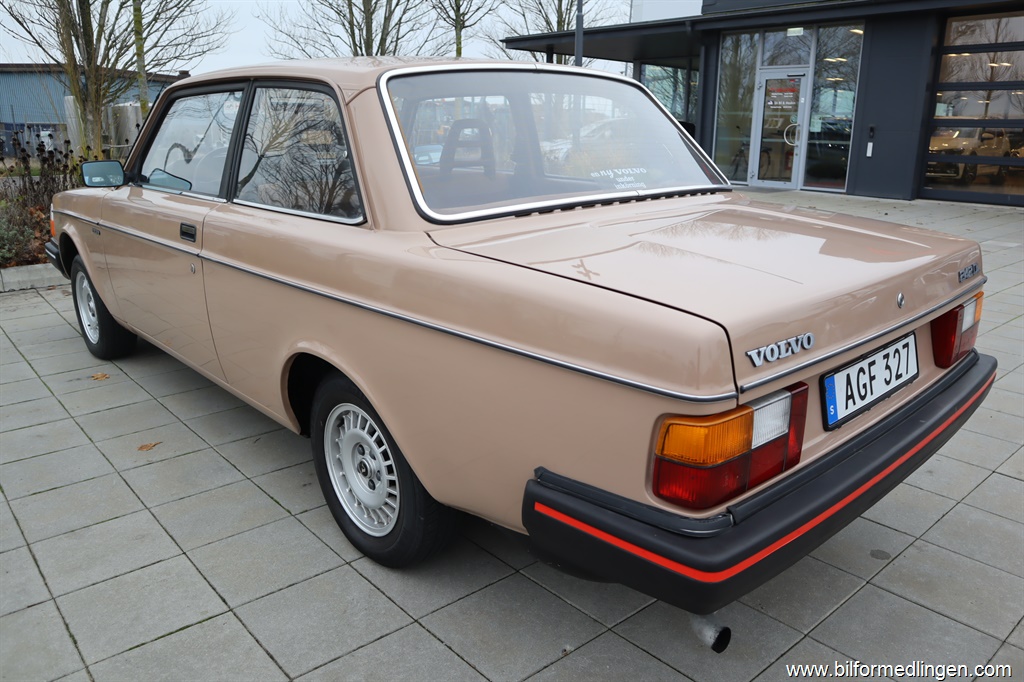 Bild 9 på Volvo 242
