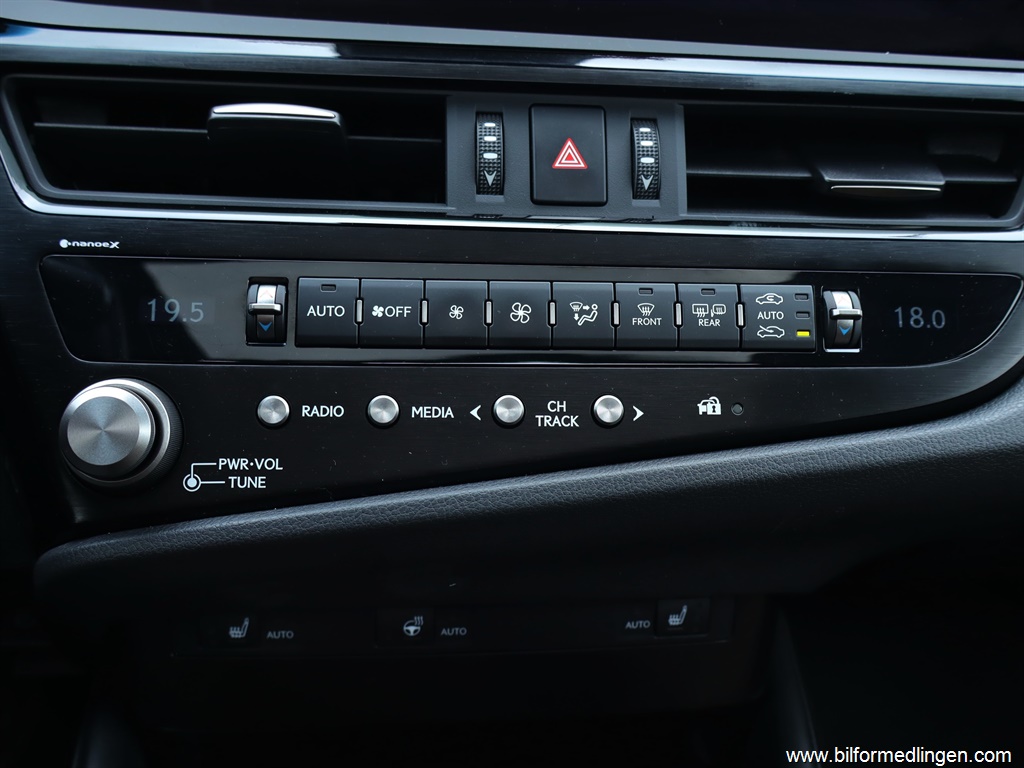 Bild 16 på Lexus ES