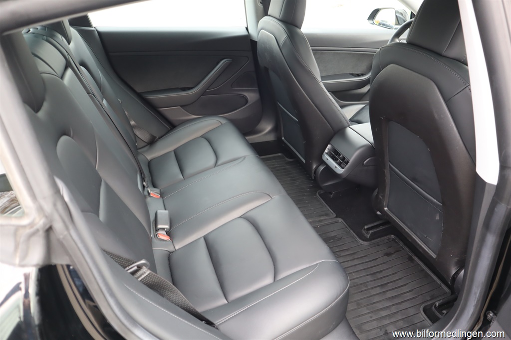 Bild 6 på Tesla Model 3