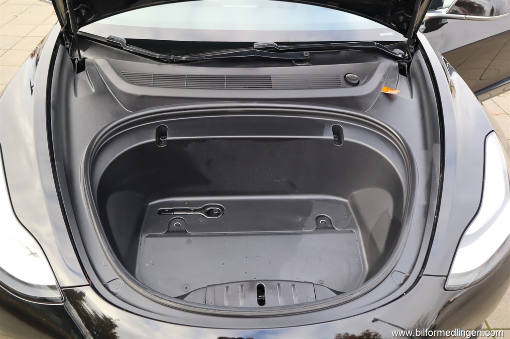 Bild 12 på Tesla Model 3