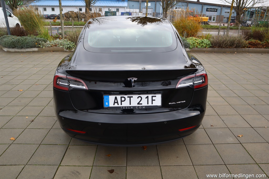 Bild 16 på Tesla Model 3
