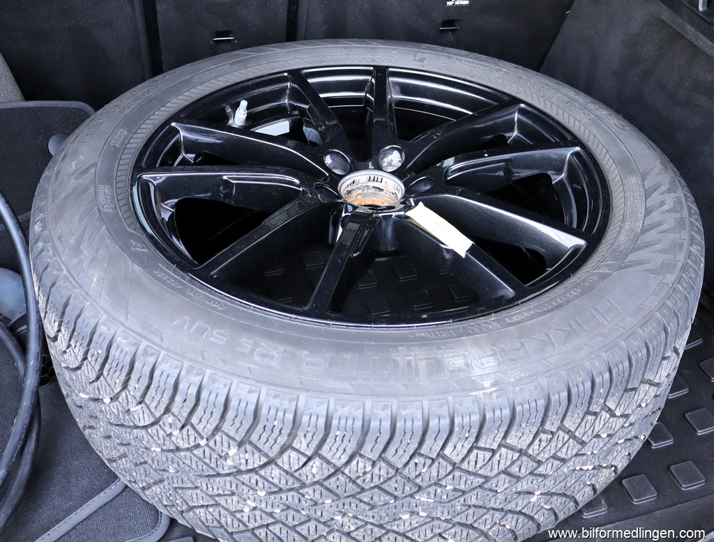 Bild 18 på Mercedes-Benz EQE SUV
