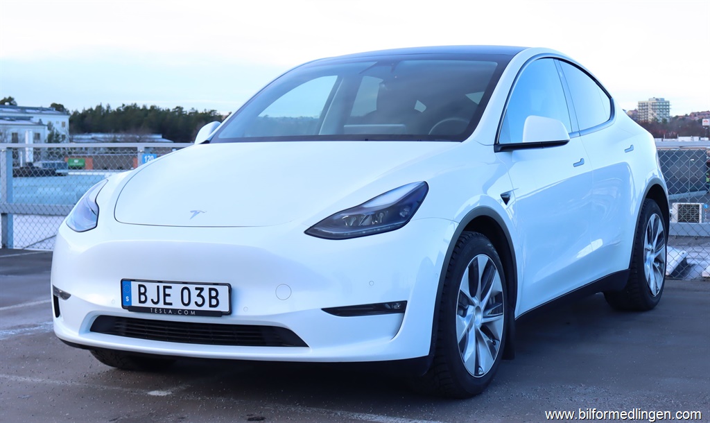 Bild 1 på Tesla Model Y)