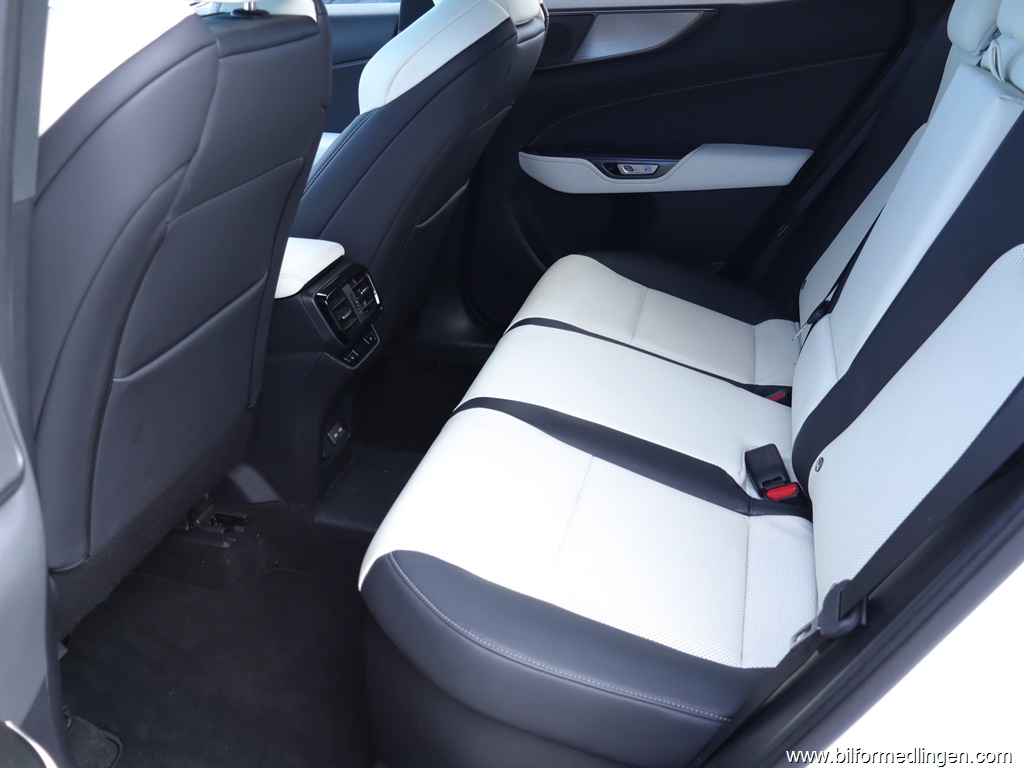 Bild 8 på Lexus NX