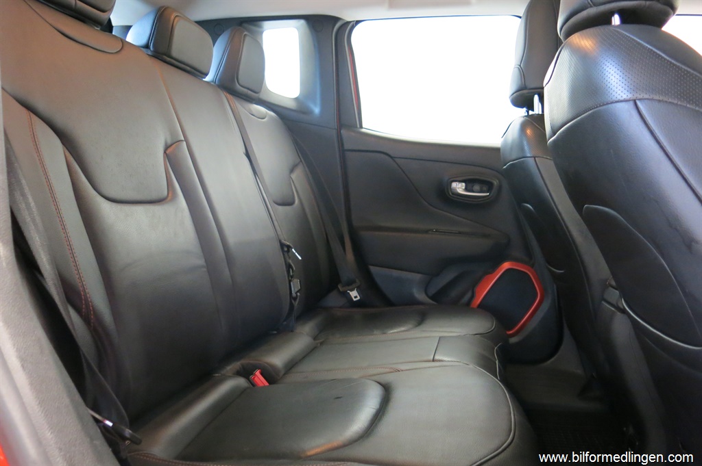 Bild 11 på Jeep Renegade