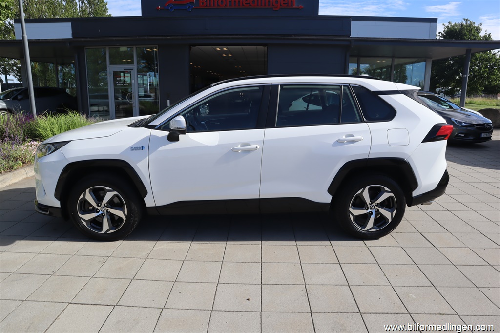 Bild 1 på Toyota RAV4)
