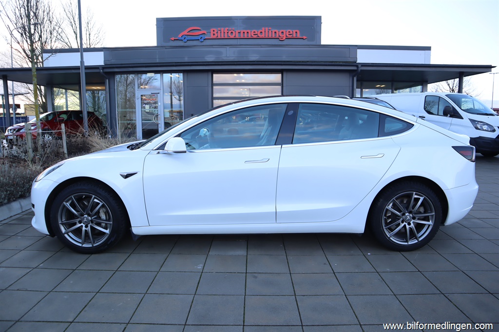 Bild 1 på Tesla Model 3