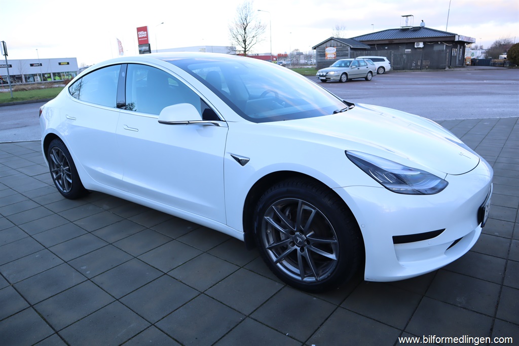 Bild 8 på Tesla Model 3