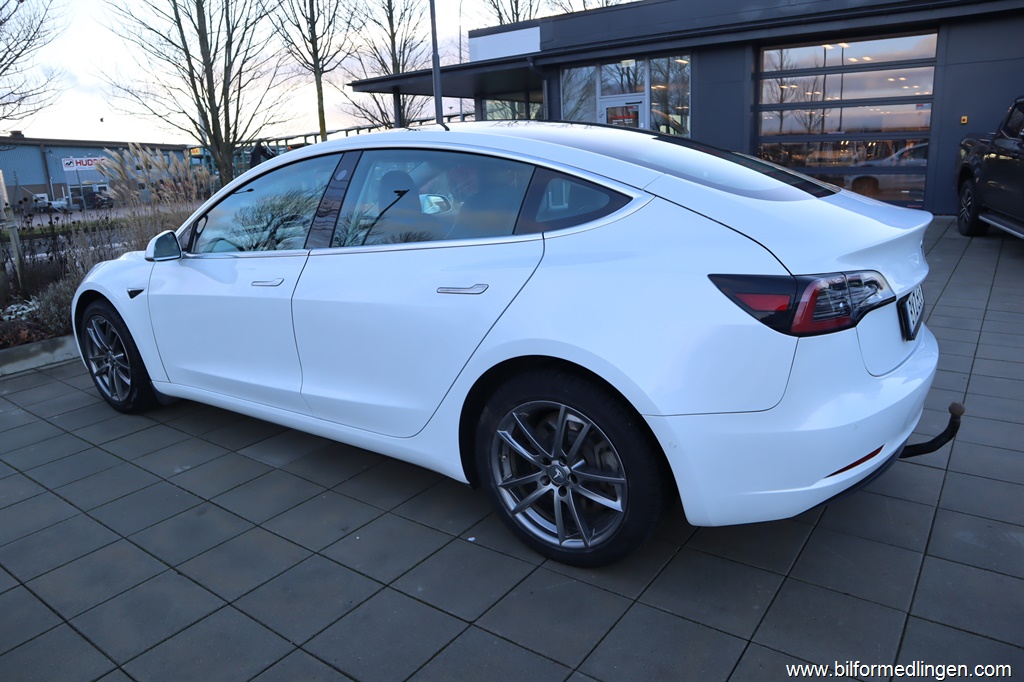 Bild 9 på Tesla Model 3