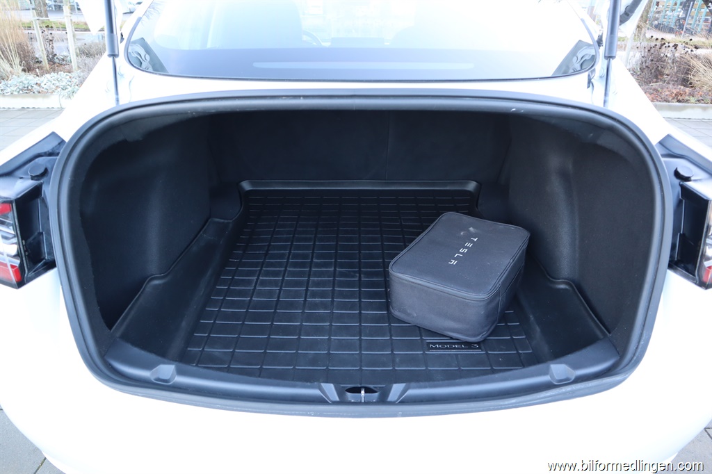 Bild 11 på Tesla Model 3