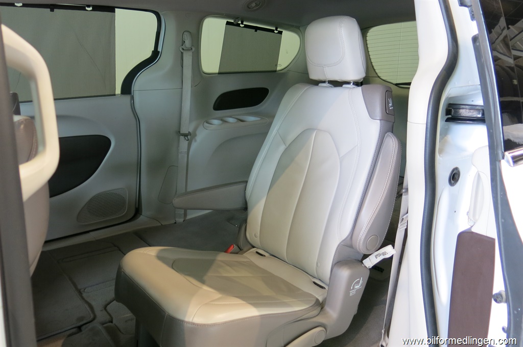 Bild 18 på Chrysler Pacifica