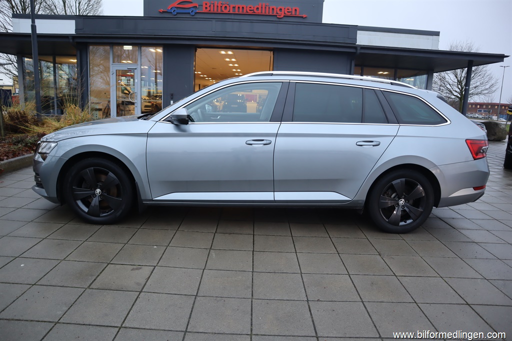 Bild 1 på Skoda Superb)