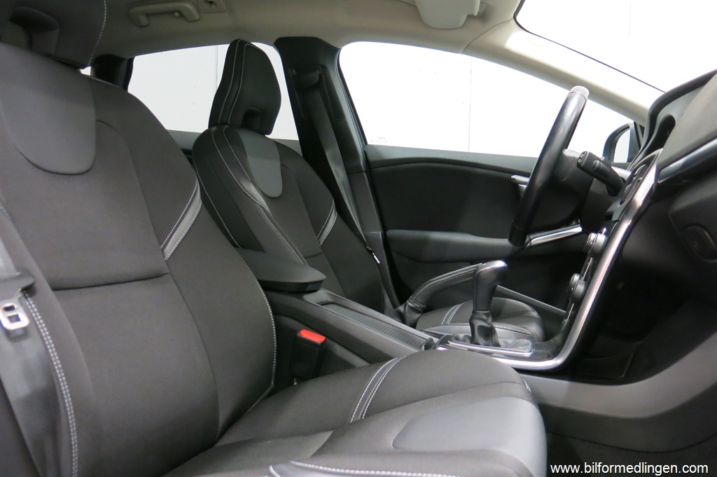 Bild 8 på Volvo V40