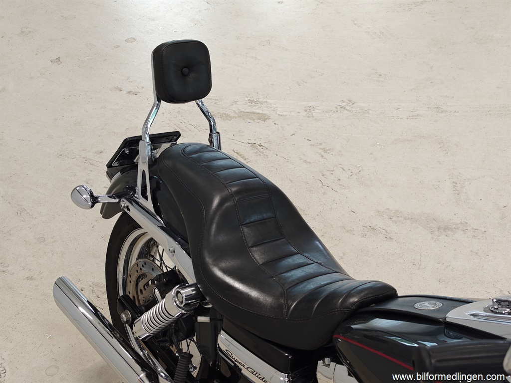 Bild 3 på Harley-Davidson FXDC