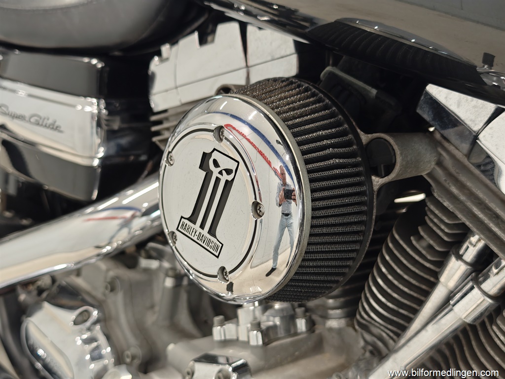 Bild 6 på Harley-Davidson FXDC