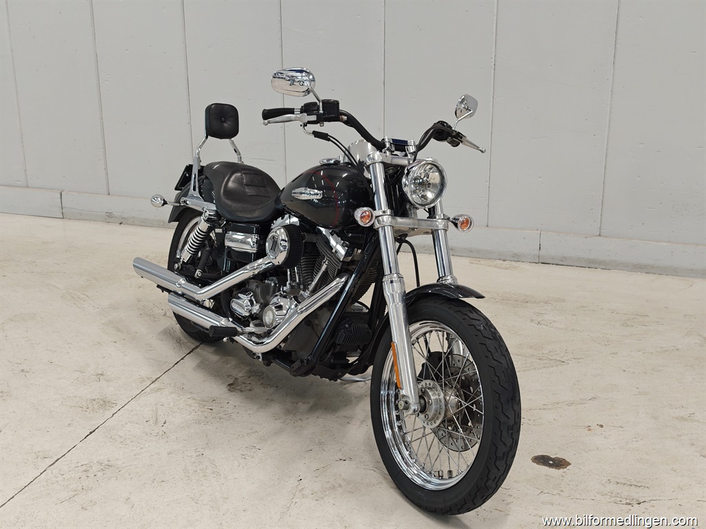 Bild 12 på Harley-Davidson FXDC