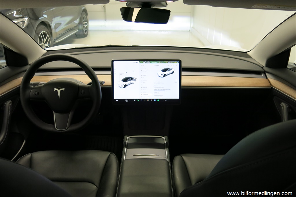 Bild 4 på Tesla Model 3