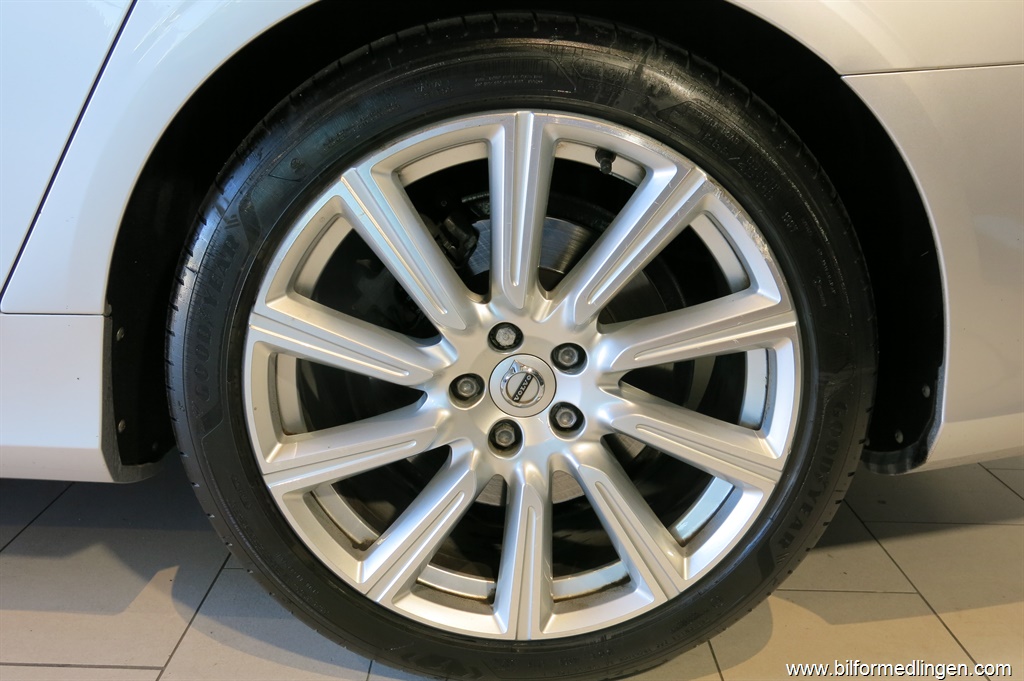 Bild 12 på Volvo V90