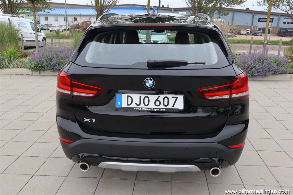 Bild 9 på BMW X1