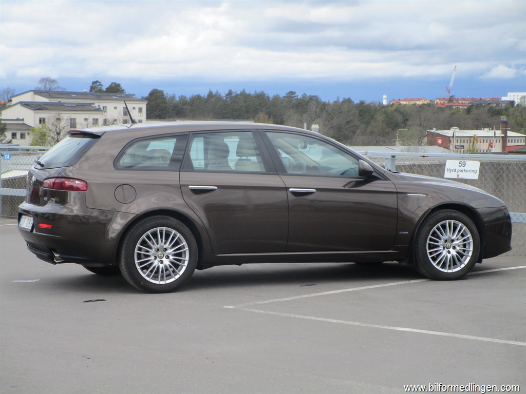 Bild 17 på Alfa Romeo 159