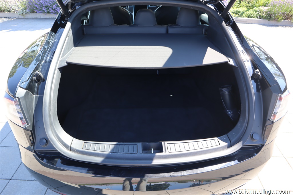 Bild 12 på Tesla Model S