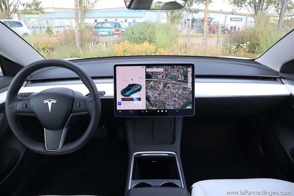 Bild 6 på Tesla Model 3