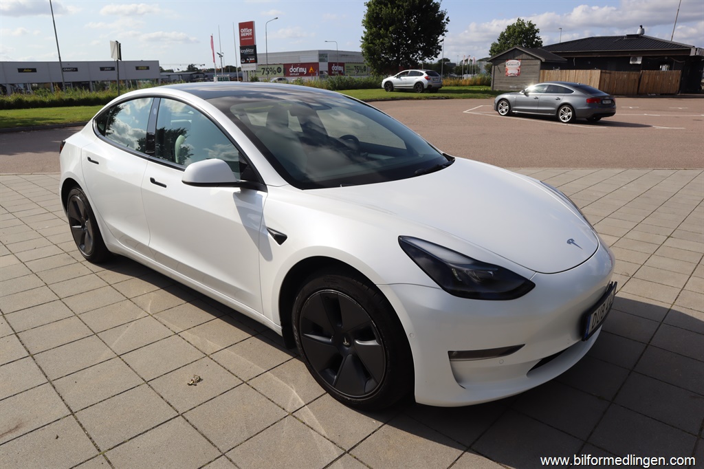 Bild 16 på Tesla Model 3
