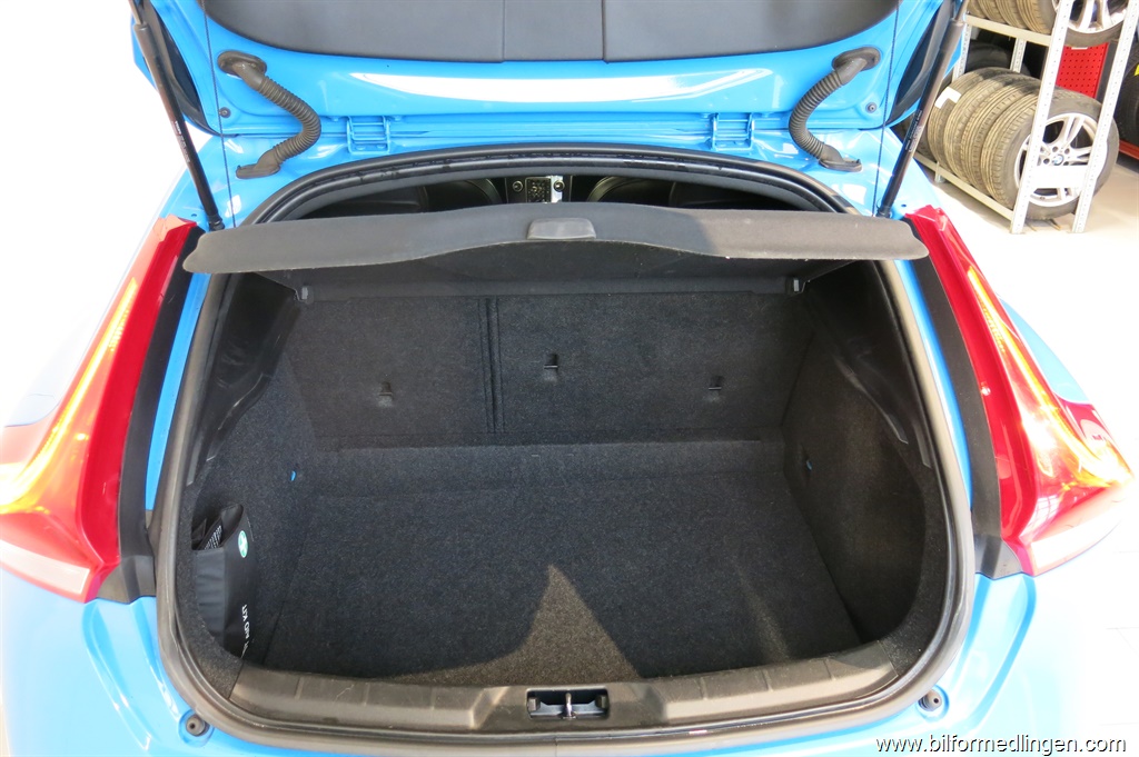 Bild 15 på Volvo V40