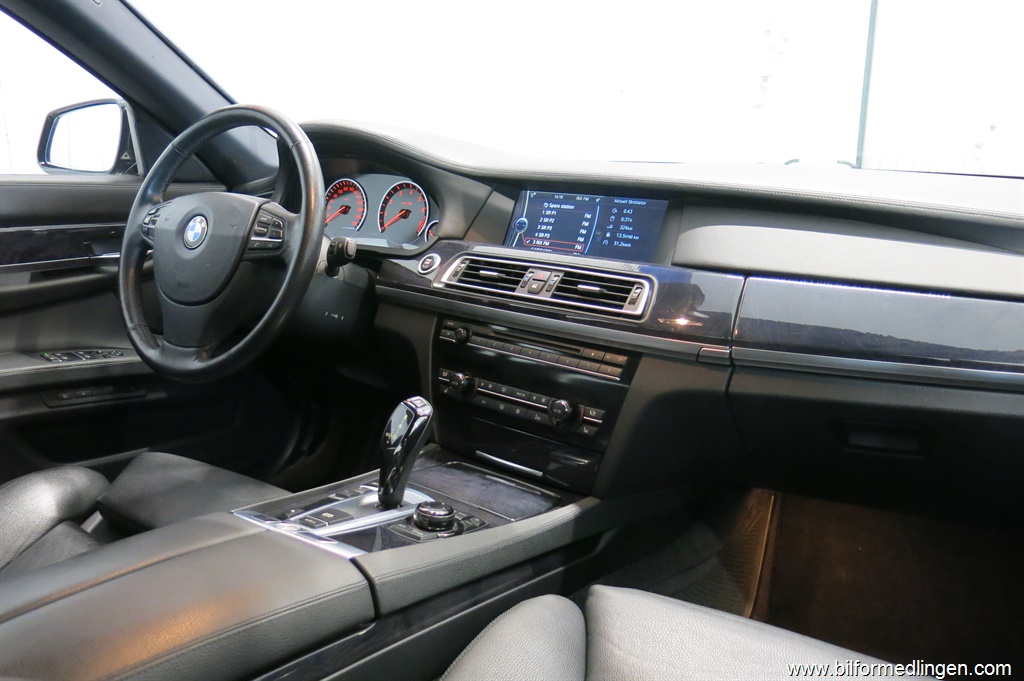 Bild 21 på BMW 750