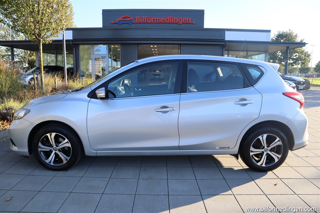 Bild 1 på Nissan Pulsar)