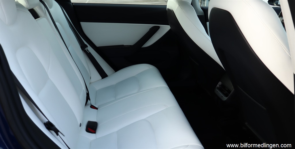 Bild 8 på Tesla Model 3