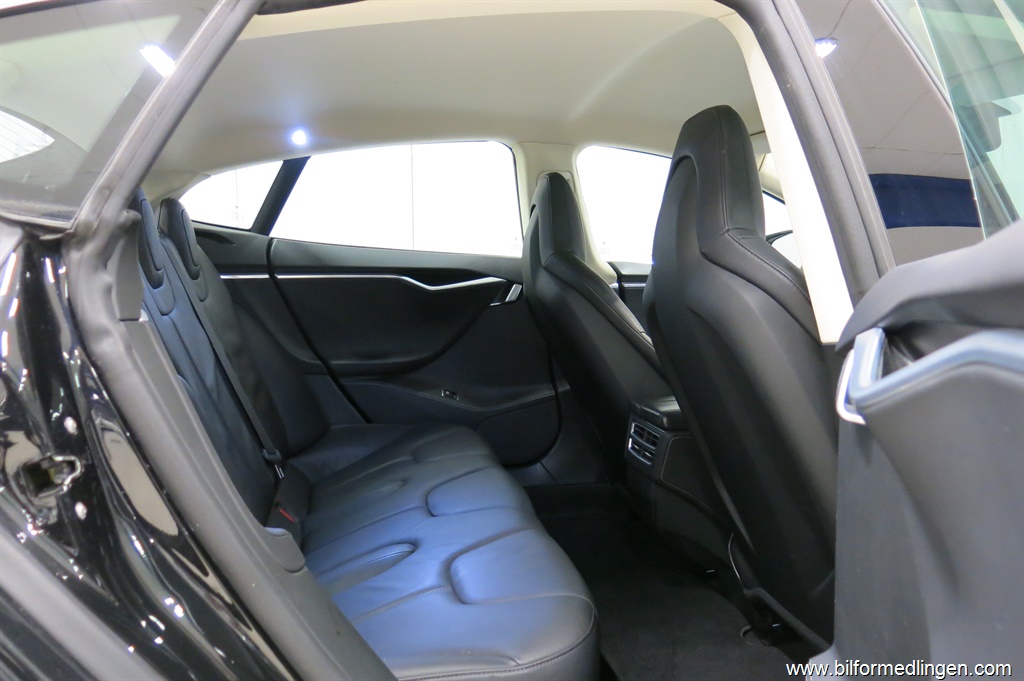 Bild 8 på Tesla Model S