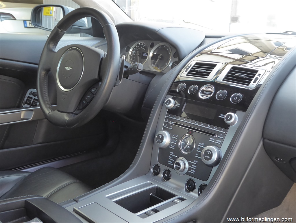 Bild 8 på Aston Martin DB9