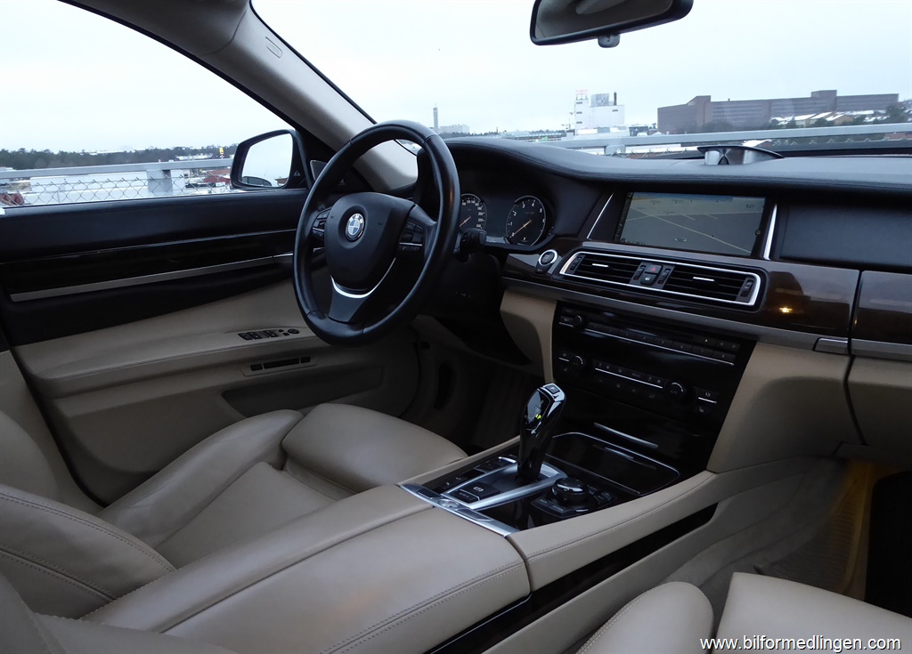 Bild 10 på BMW 750