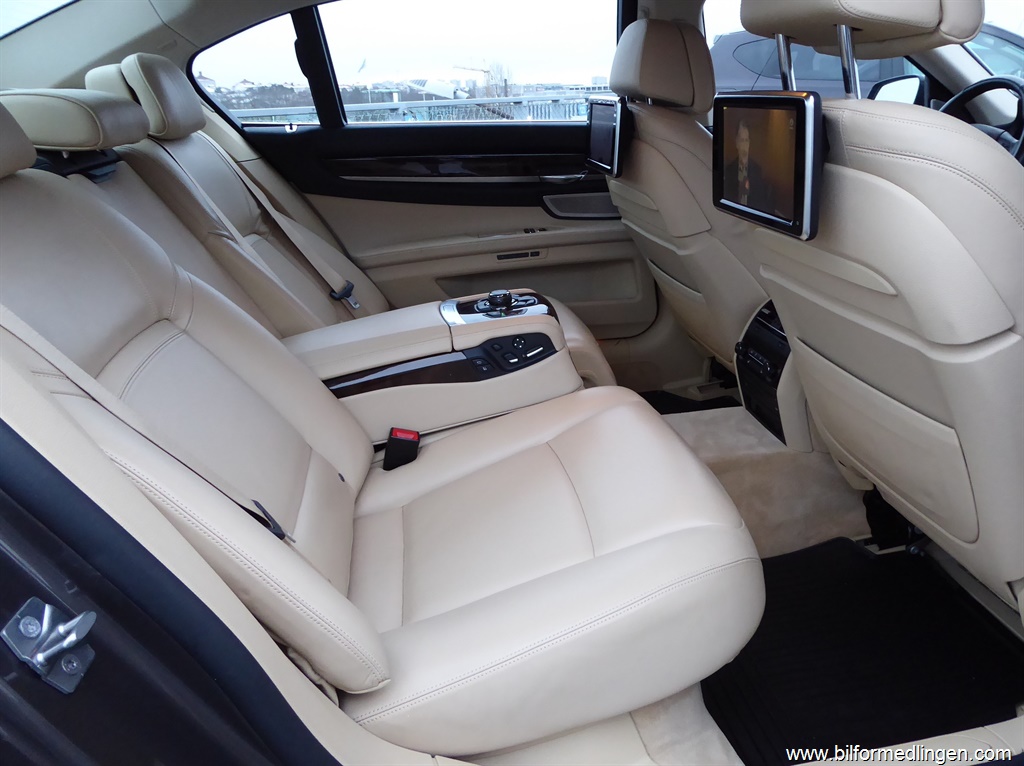 Bild 12 på BMW 750