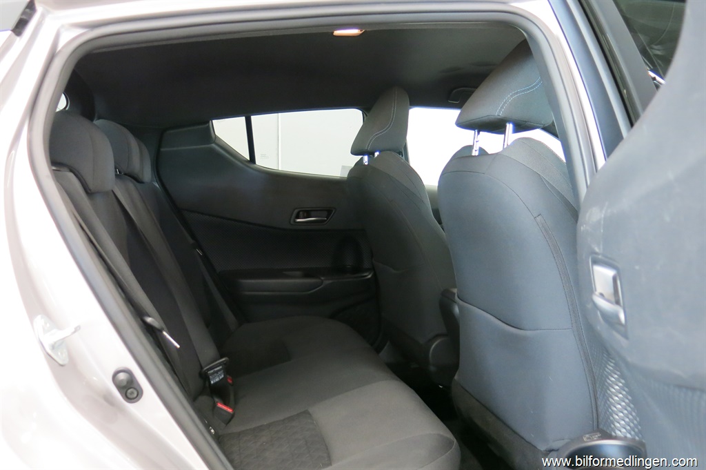 Bild 8 på Toyota C-HR
