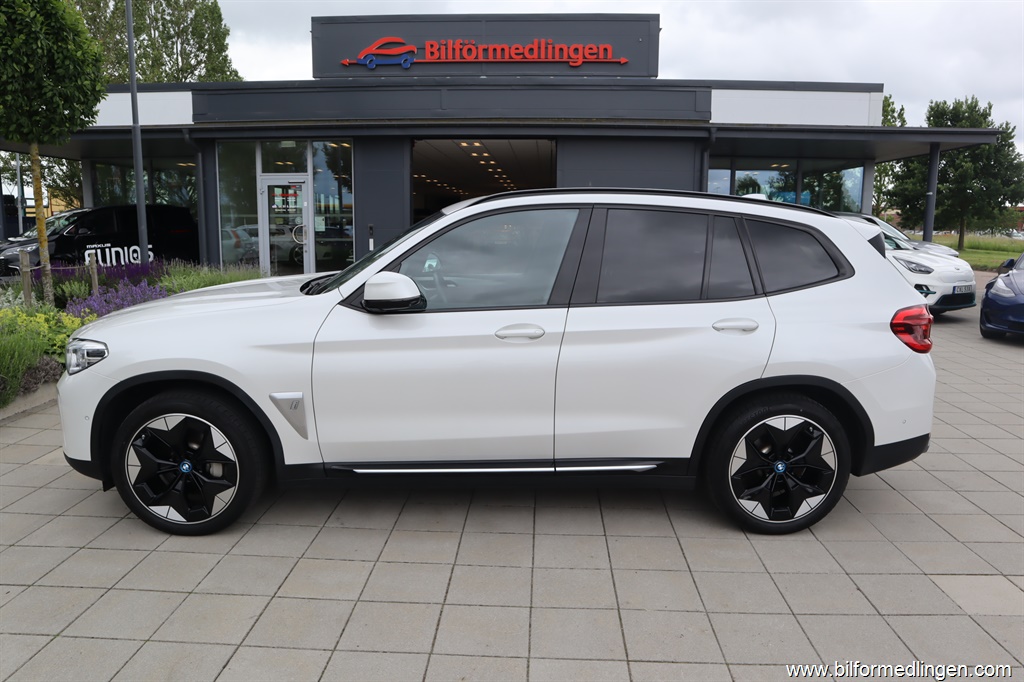 Bild 1 på BMW iX3