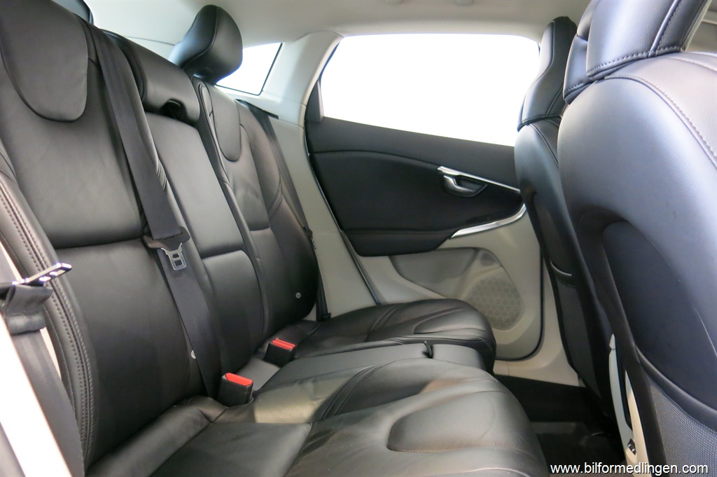 Bild 8 på Volvo V40