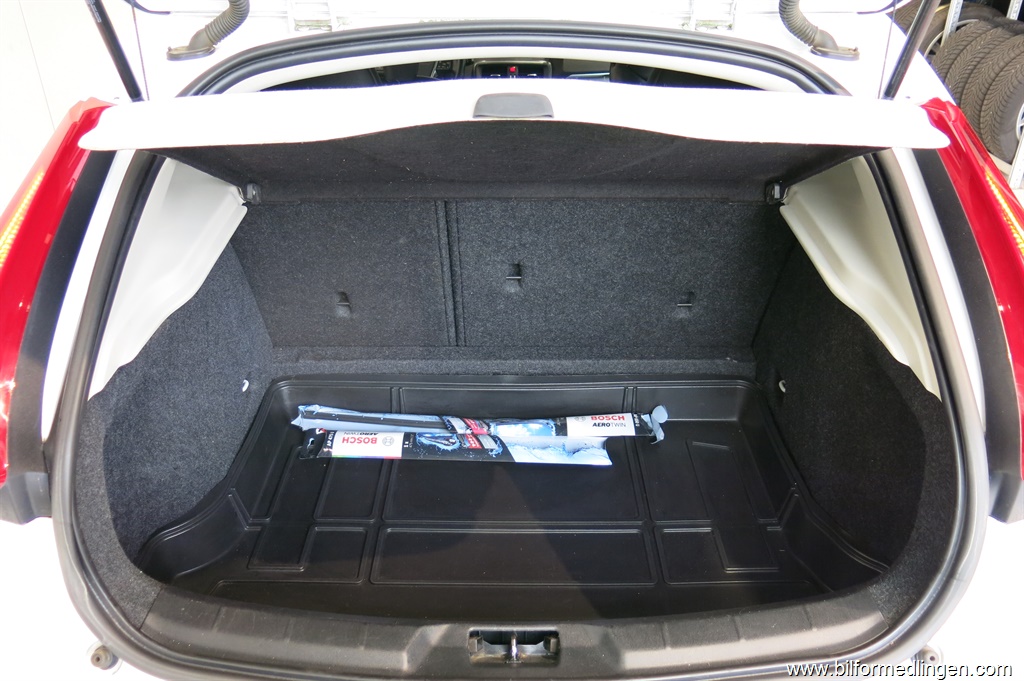 Bild 12 på Volvo V40