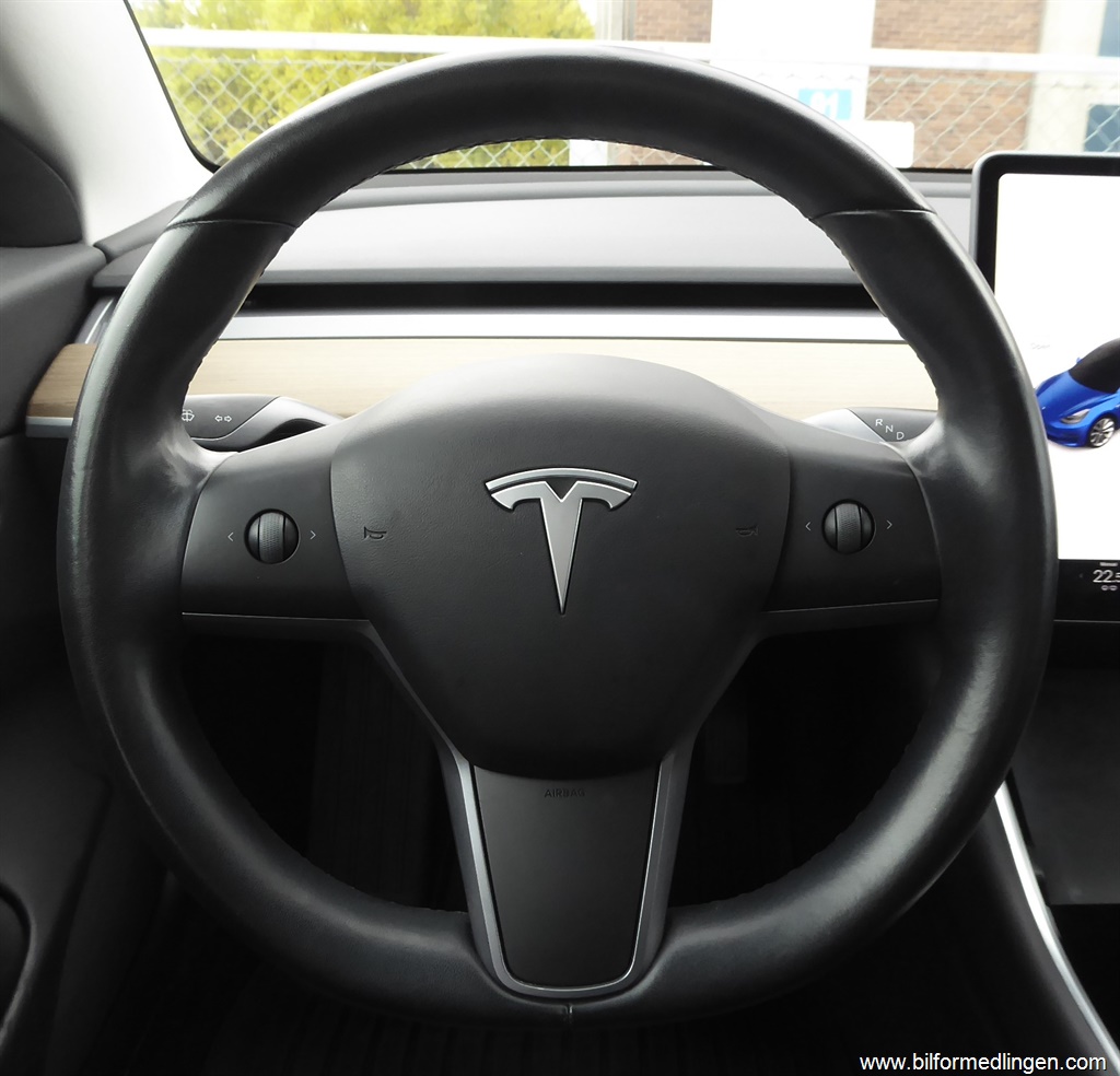 Bild 8 på Tesla Model 3