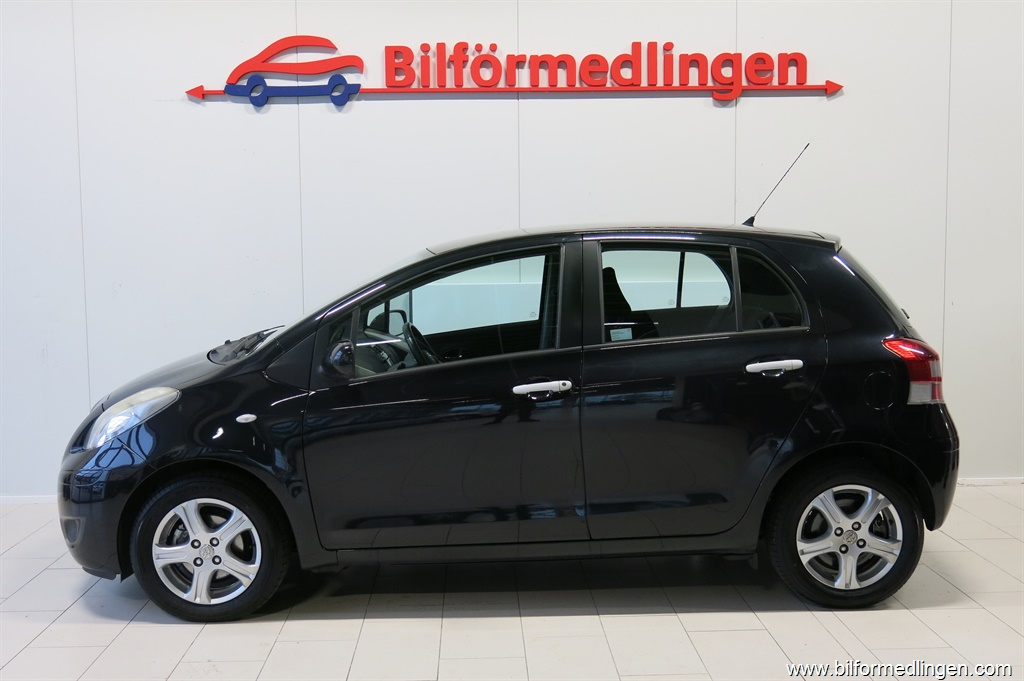 Bild 1 på Toyota Yaris)