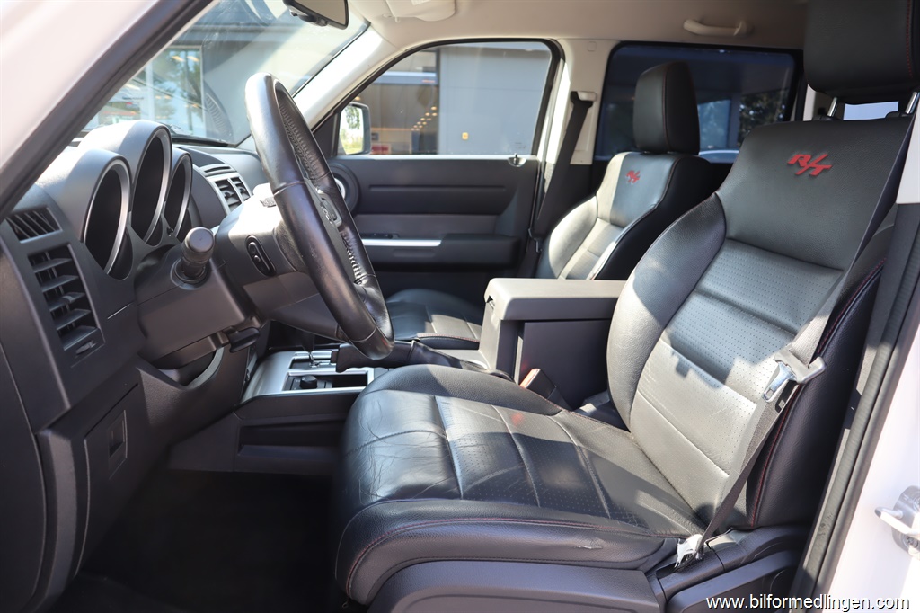 Bild 4 på Dodge Nitro