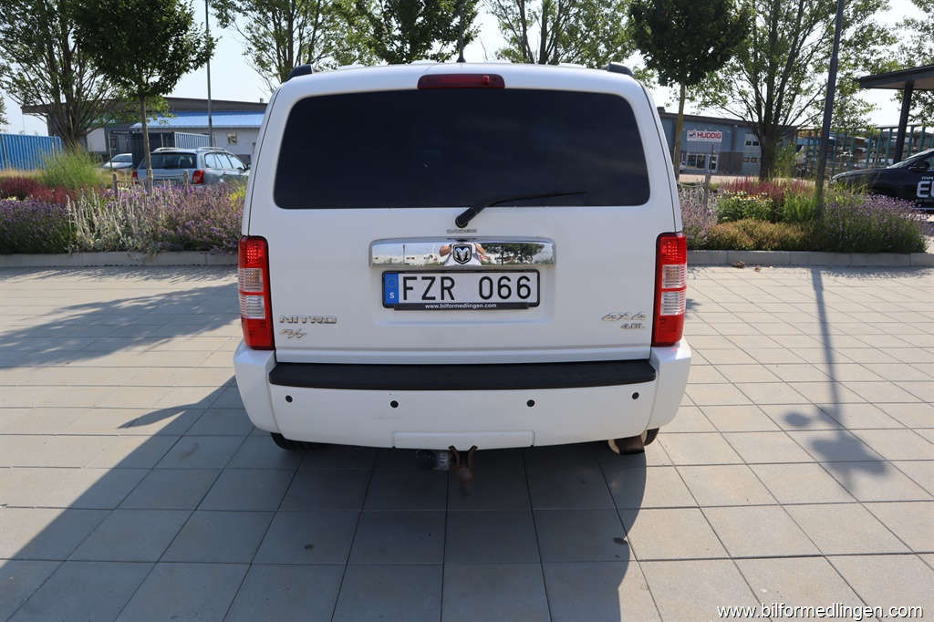 Bild 12 på Dodge Nitro