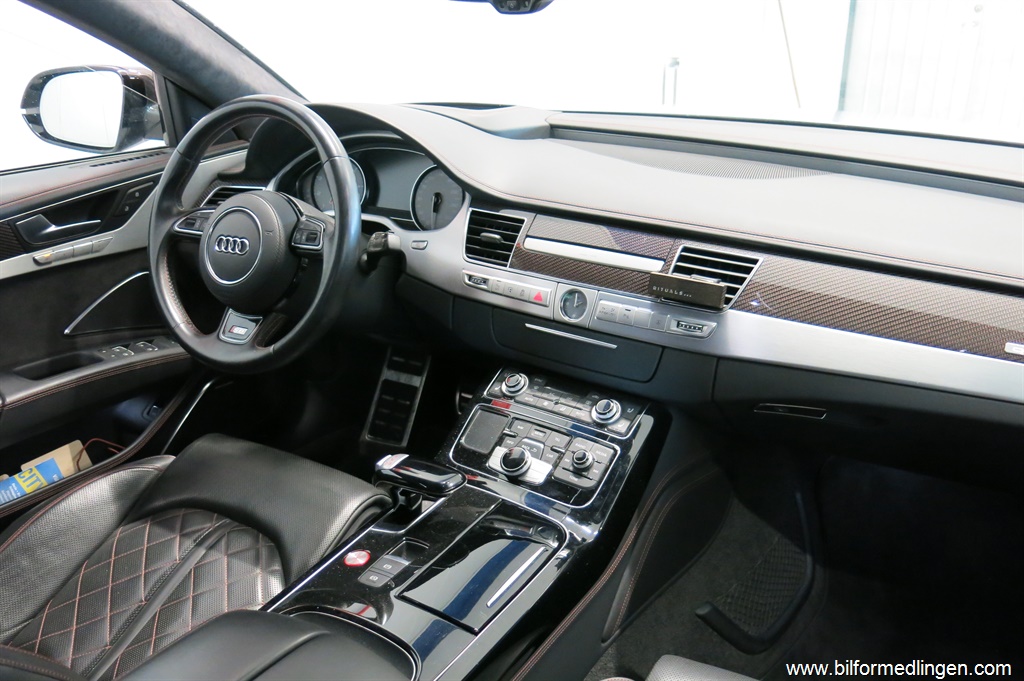 Bild 9 på Audi S8