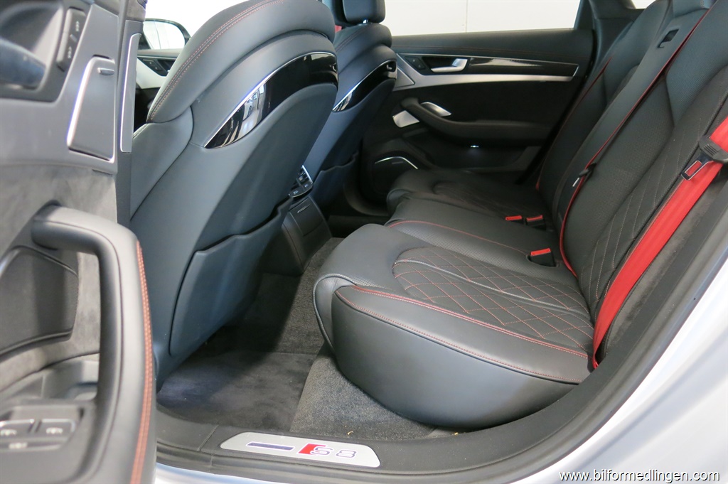 Bild 11 på Audi S8