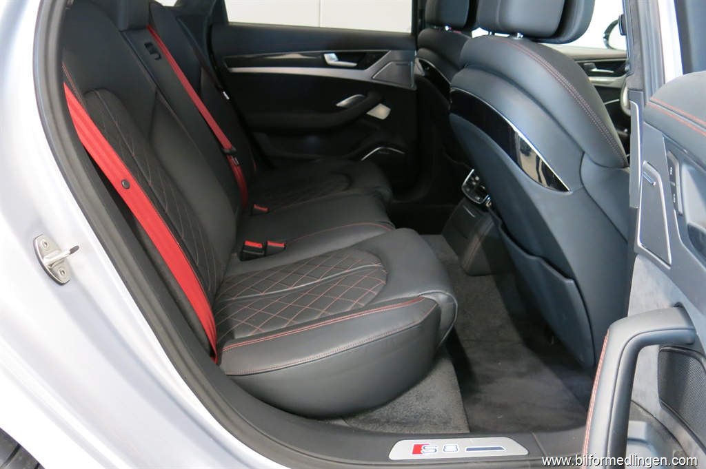 Bild 13 på Audi S8