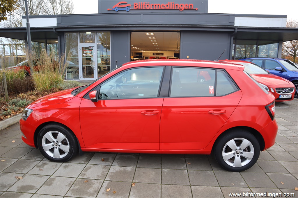 Bild 1 på Skoda Fabia)