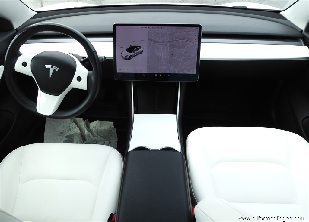 Bild 6 på Tesla Model 3