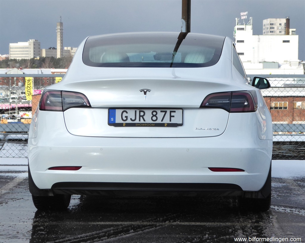 Bild 16 på Tesla Model 3